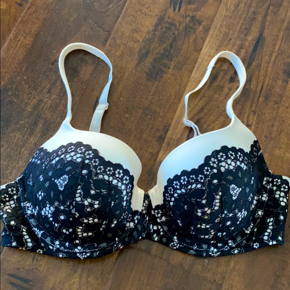 VS Body by Victoria Lined Demi